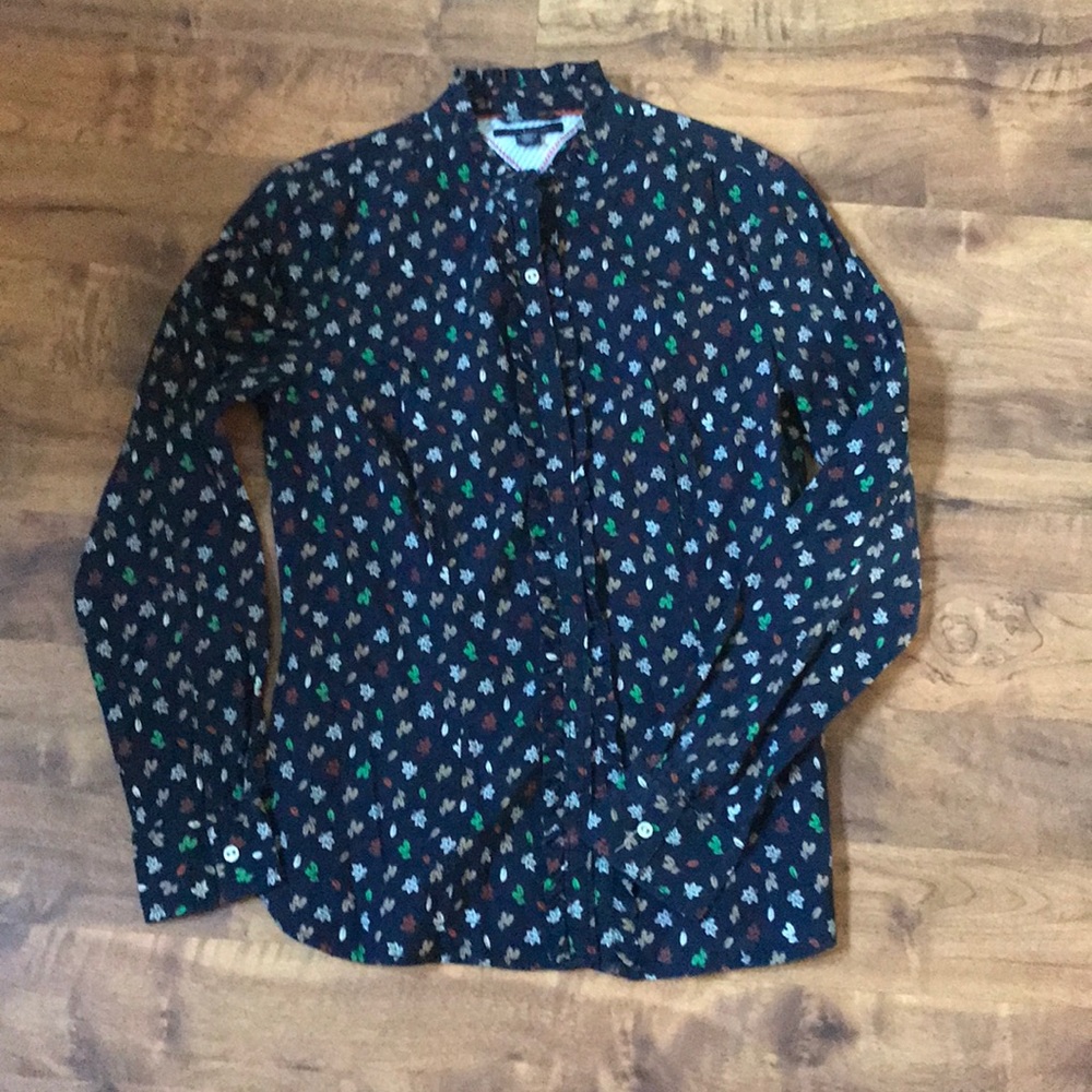 Long sleeve dress shirt